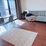 Stunning 1 Bedroom Apartment