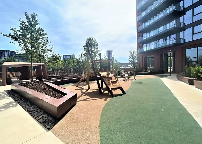 Stunning 1 Bedroom Apartment